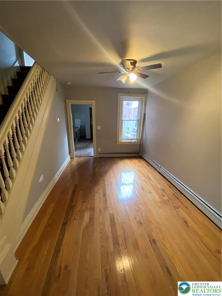 948 West Maple Street Allentown, PA 18101 - Photo 4 of 24