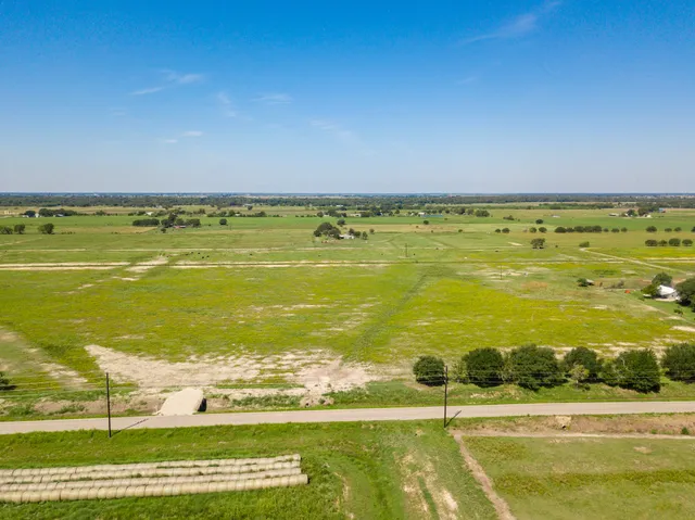 $600,000 | 0 Polak Road, Wallis, TX 77485