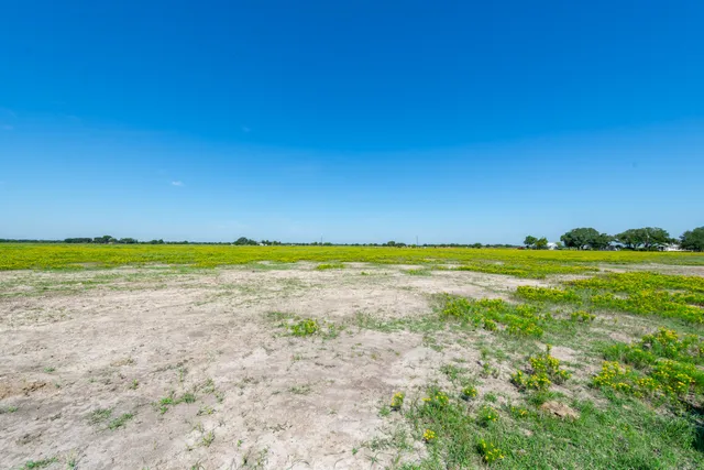 $600,000 | 0 Polak Road, Wallis, TX 77485
