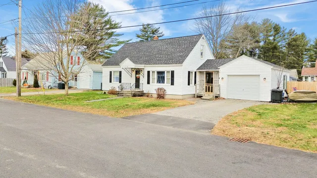 $325,000 | 10 Deforge Street, Lewiston, ME 04240