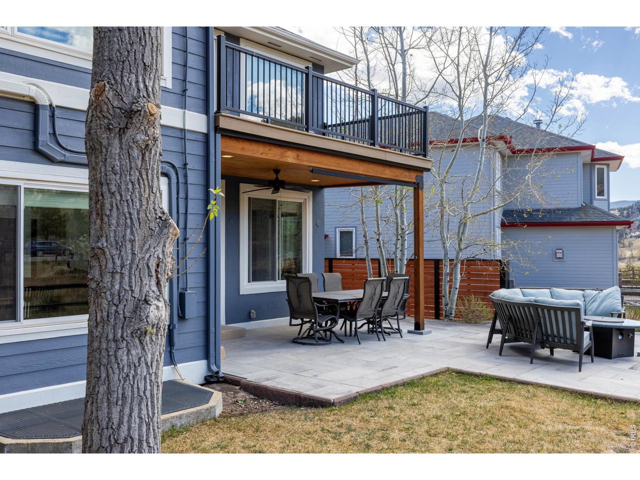 4825 6th Street Boulder, CO 80304 - Photo 32 of 50 a view of a patio with a table and chairs