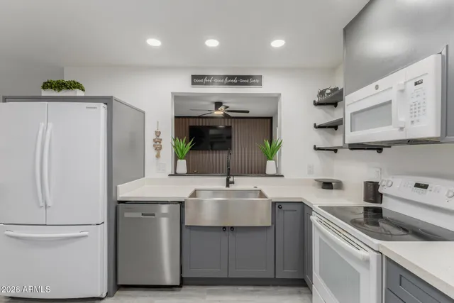 $479,000 | 2117 West Kimberly Way, Phoenix, AZ 85027