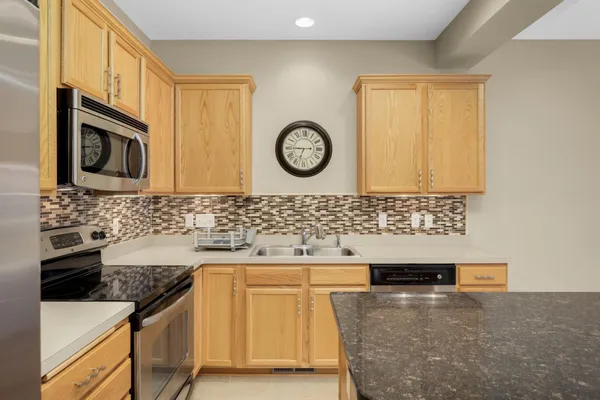 $274,990 | 2441 121st Circle Northeast, Unit C, Blaine, MN 55449