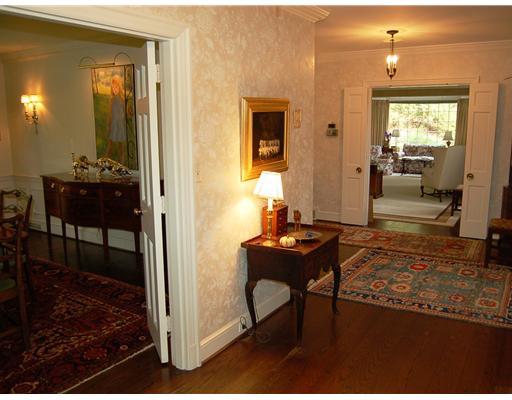 584 Squaw Run Road East Fox Chapel, PA 15238 - Photo 7 of 18 Entry/Foyer.
