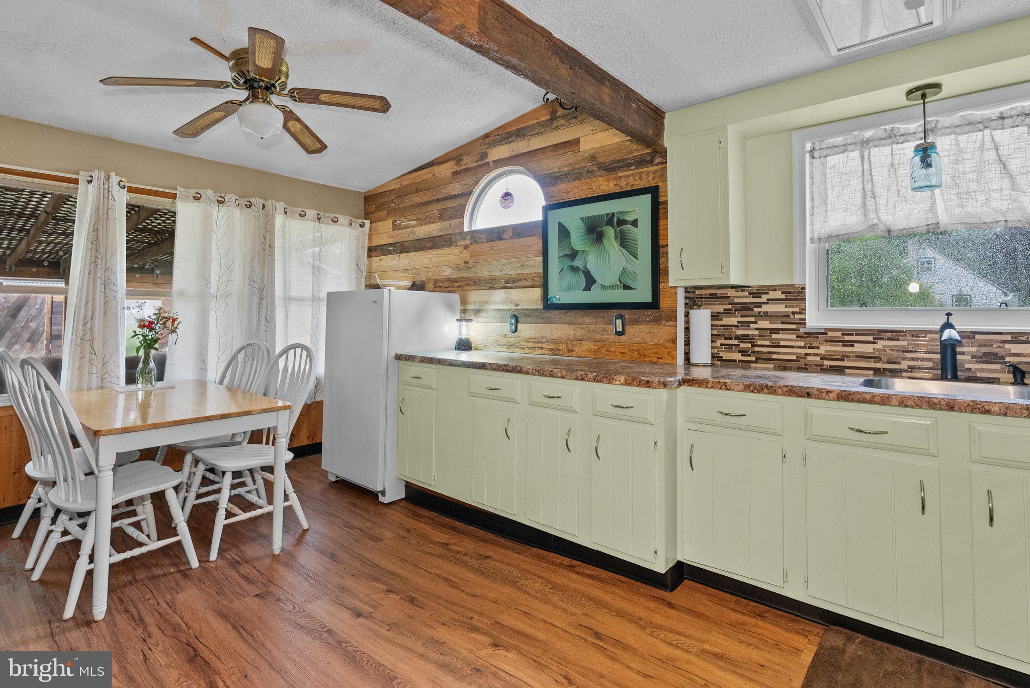 211 Westminster Avenue Bristol, PA 19007 - Photo 9 of 30 Kitchen