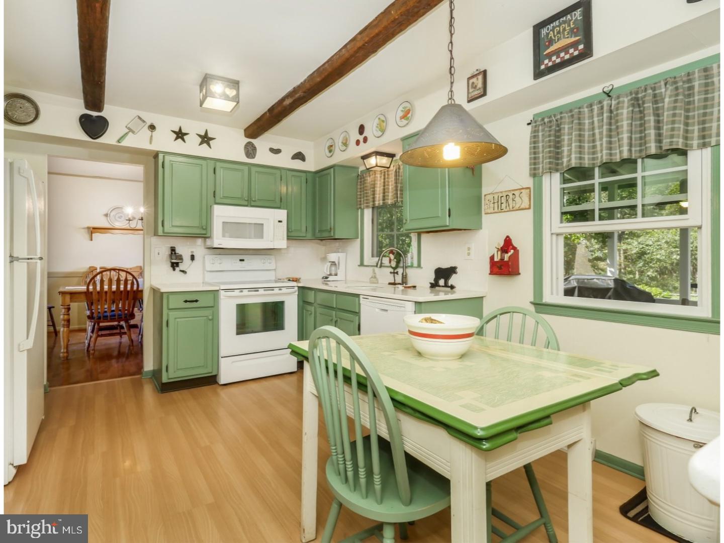 112 Ruth Lane Doylestown, PA 18901 - Photo 5 of 21 Kitchen