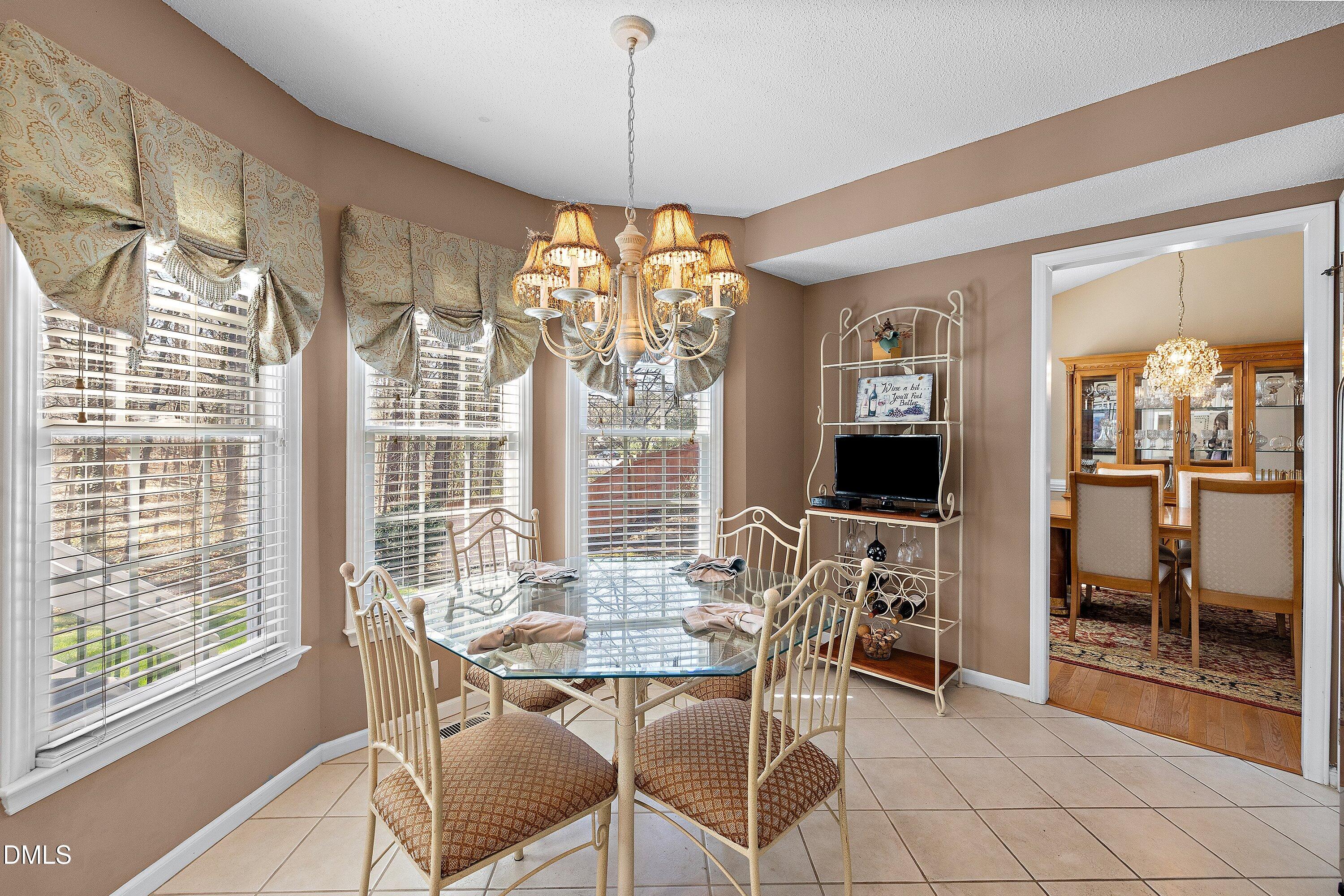 2349 Kendricks Court Raleigh, NC 27613 - Photo 16 of 29 24-2349 Kendricks Ct _4657