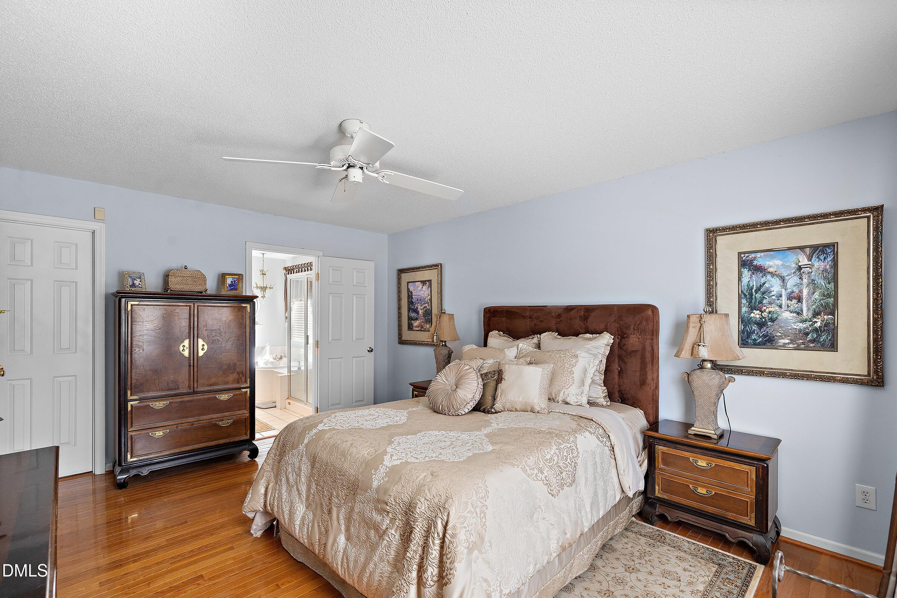 2349 Kendricks Court Raleigh, NC 27613 - Photo 19 of 29 39-2349 Kendricks Ct _4774