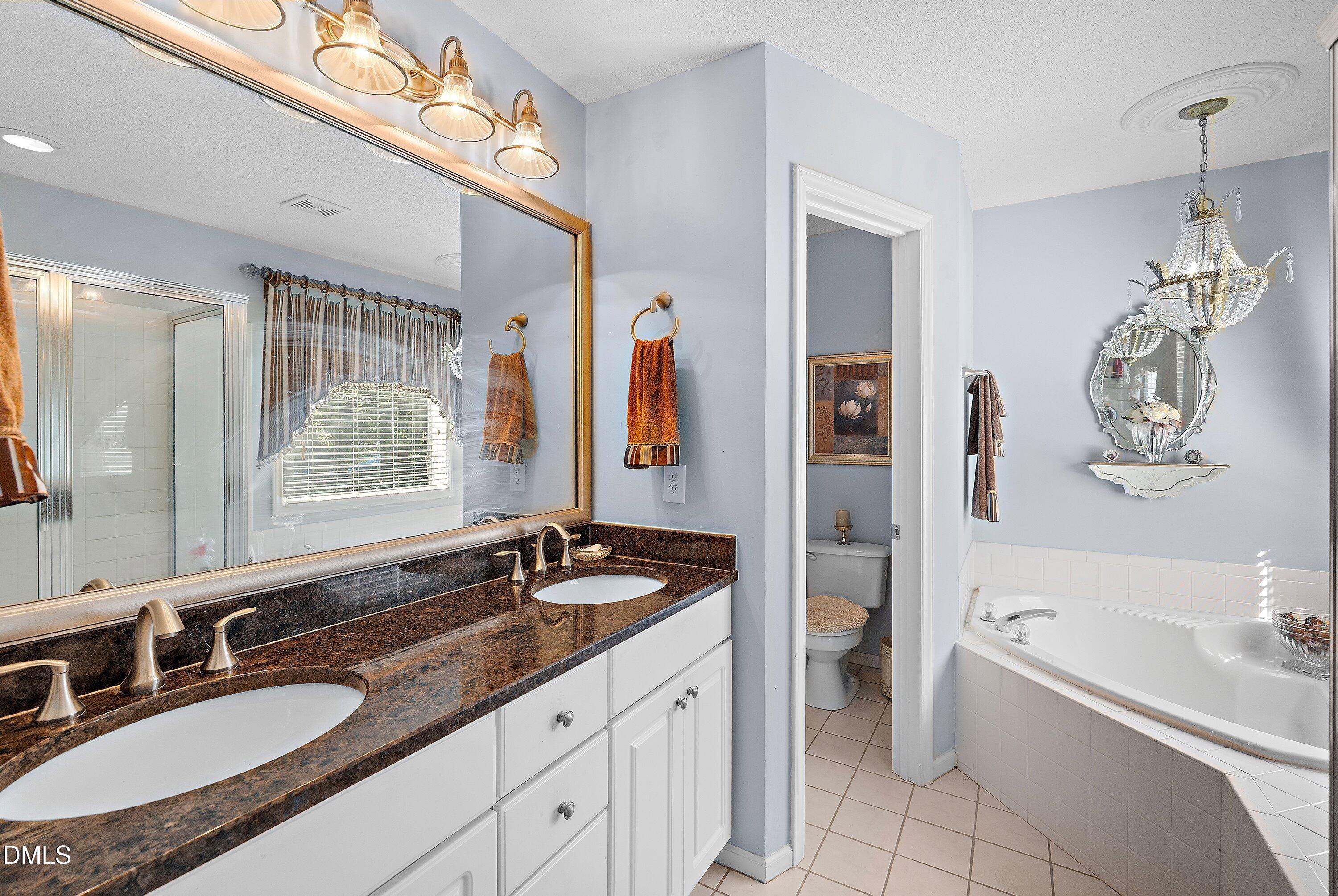 2349 Kendricks Court Raleigh, NC 27613 - Photo 20 of 29 42-2349 Kendricks Ct_4789