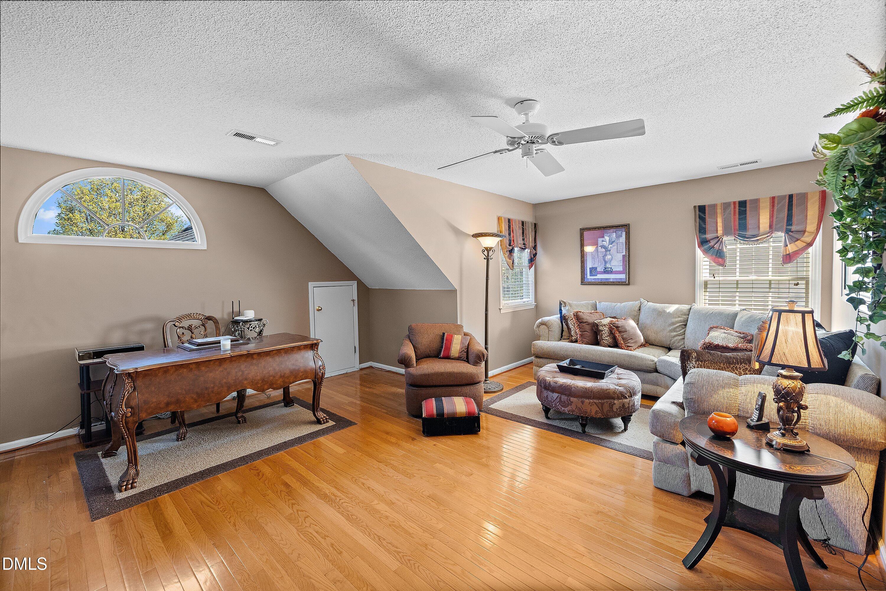 2349 Kendricks Court Raleigh, NC 27613 - Photo 25 of 29 29-2349 Kendricks Ct _4710