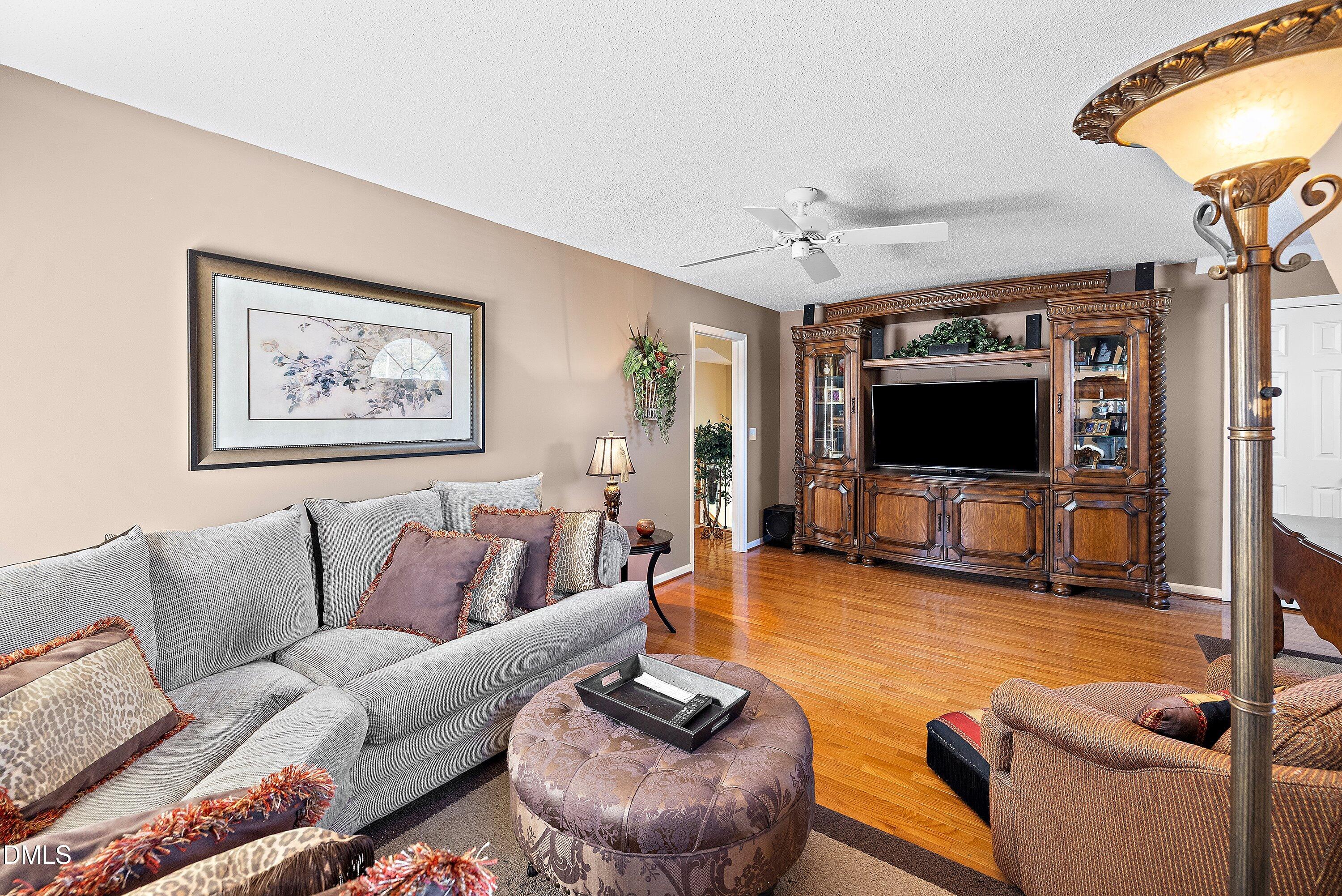 2349 Kendricks Court Raleigh, NC 27613 - Photo 26 of 29 30-2349 Kendricks Ct _4716