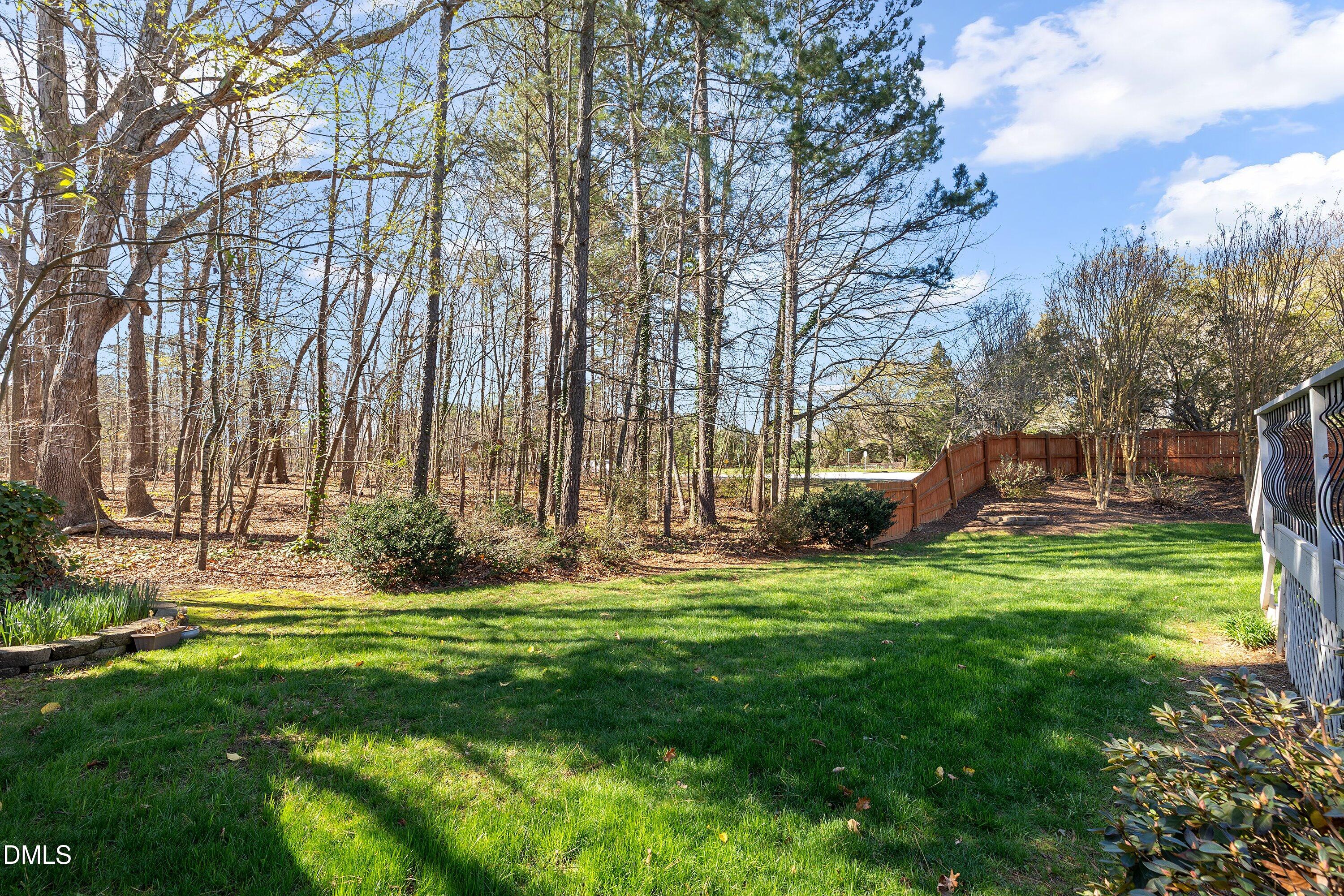 2349 Kendricks Court Raleigh, NC 27613 - Photo 5 of 29 52-2349 Kendricks Ct _4544