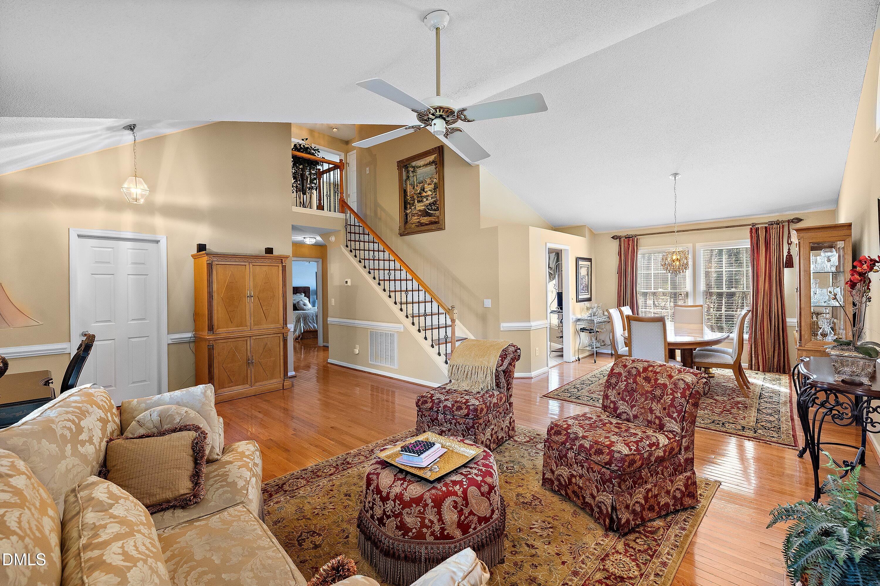 2349 Kendricks Court Raleigh, NC 27613 - Photo 8 of 29 17-2349 Kendricks Ct _4610