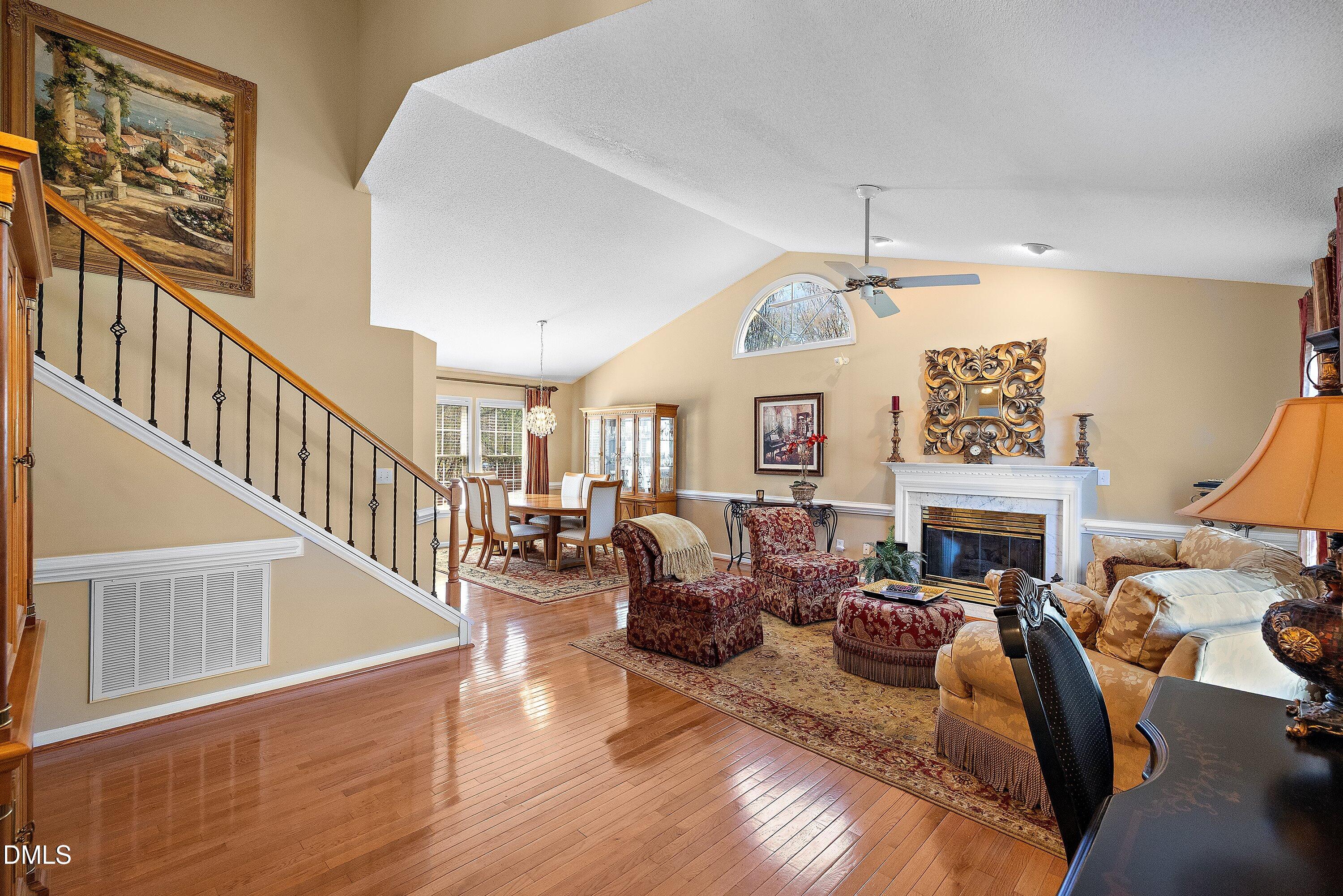 2349 Kendricks Court Raleigh, NC 27613 - Photo 9 of 29 14-2349 Kendricks Ct _4596