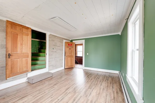 $349,900 | 14 Dewey Street, Easthampton, MA 01027