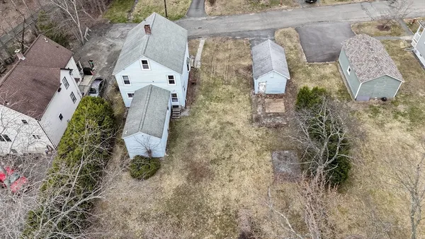$349,900 | 14 Dewey Street, Easthampton, MA 01027