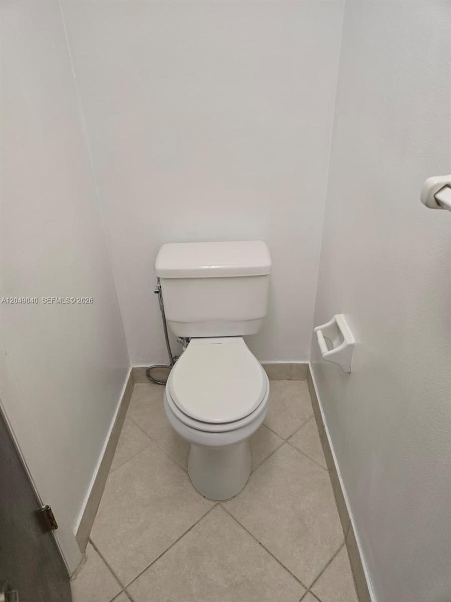 3690 Inverrary Drive, Unit 2Q Lauderhill, FL 33319 - Photo 20 of 31