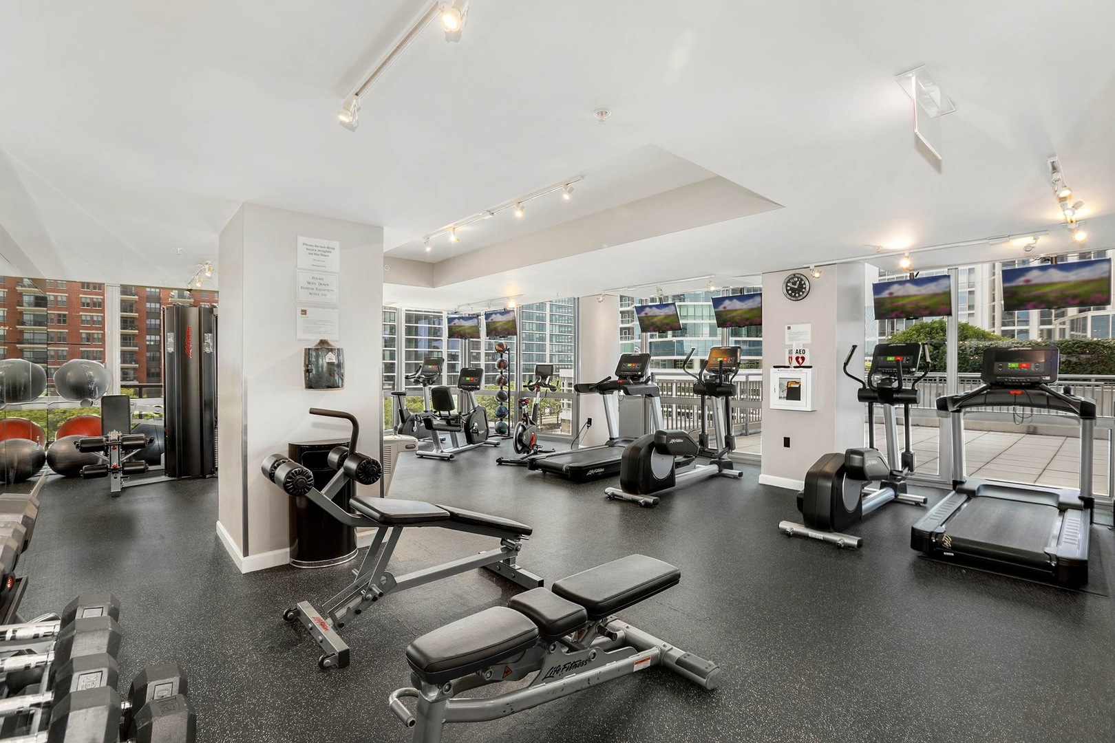 1235 South Prairie Avenue, Unit 807 Chicago, IL 60605 - Photo 23 of 26