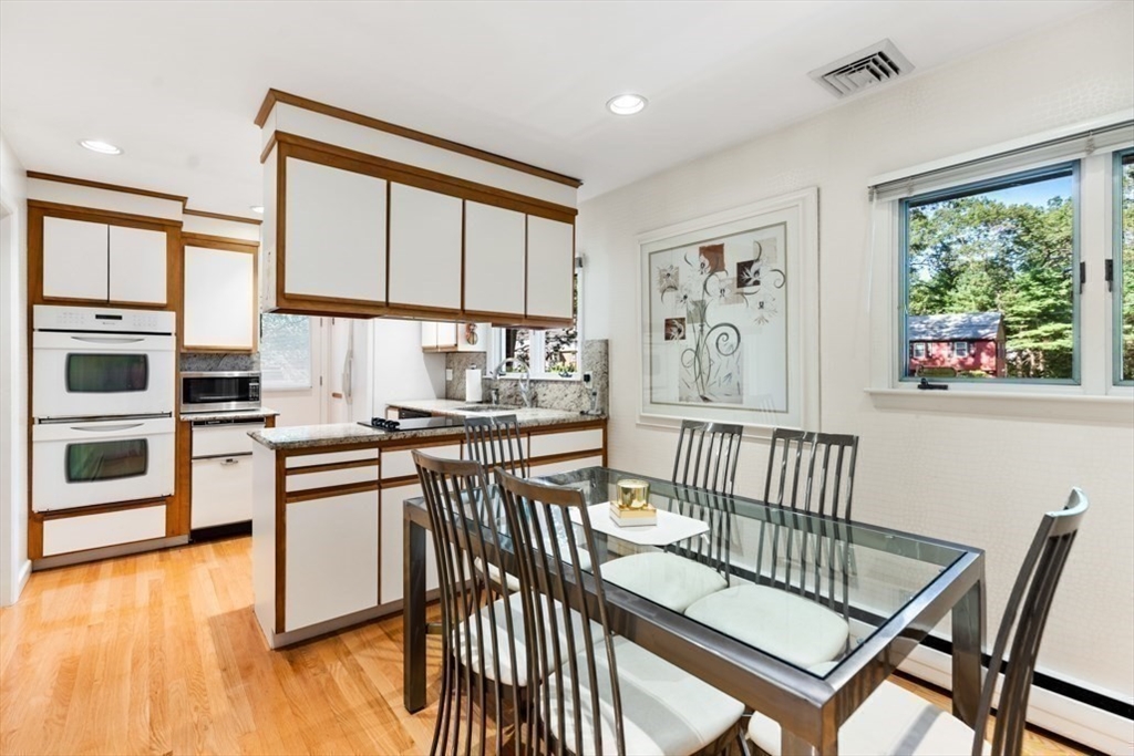 25 Chatham Way Lynnfield, MA 01940 - Photo 18 of 41