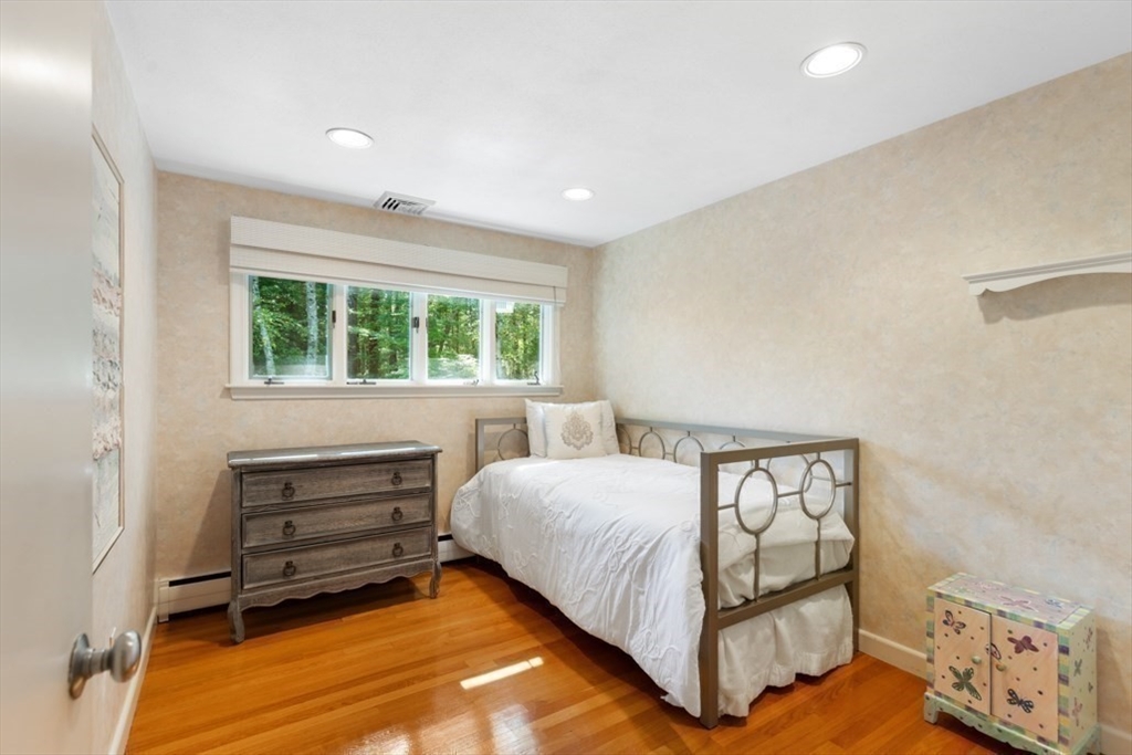 25 Chatham Way Lynnfield, MA 01940 - Photo 32 of 41