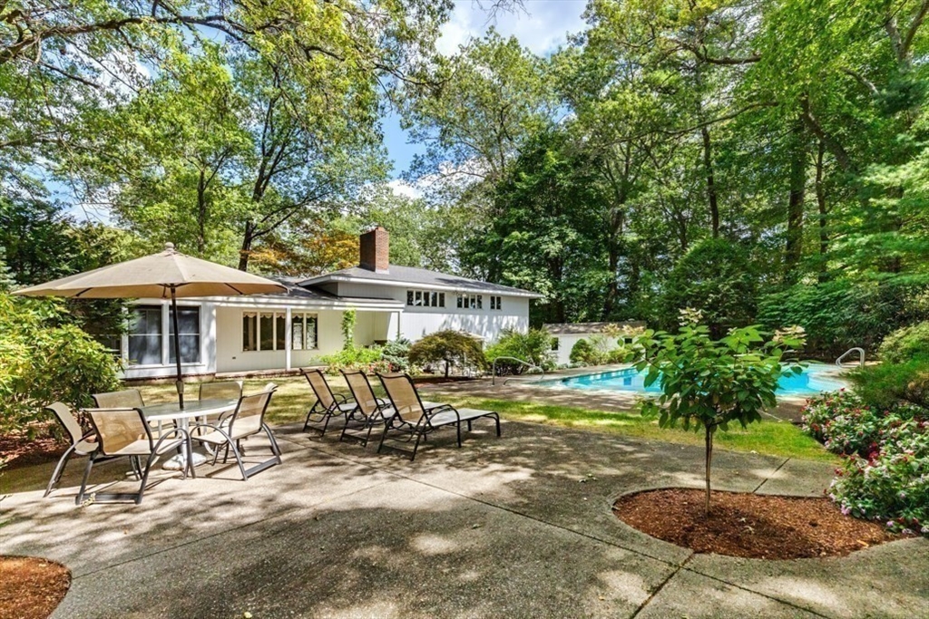 25 Chatham Way Lynnfield, MA 01940 - Photo 33 of 41