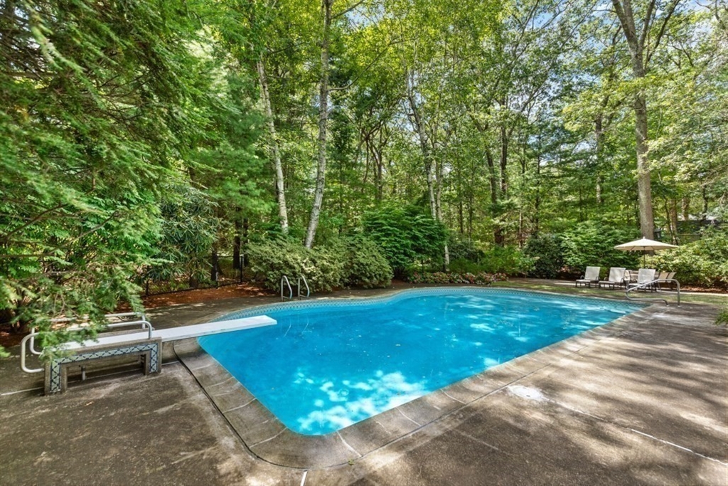 25 Chatham Way Lynnfield, MA 01940 - Photo 35 of 41