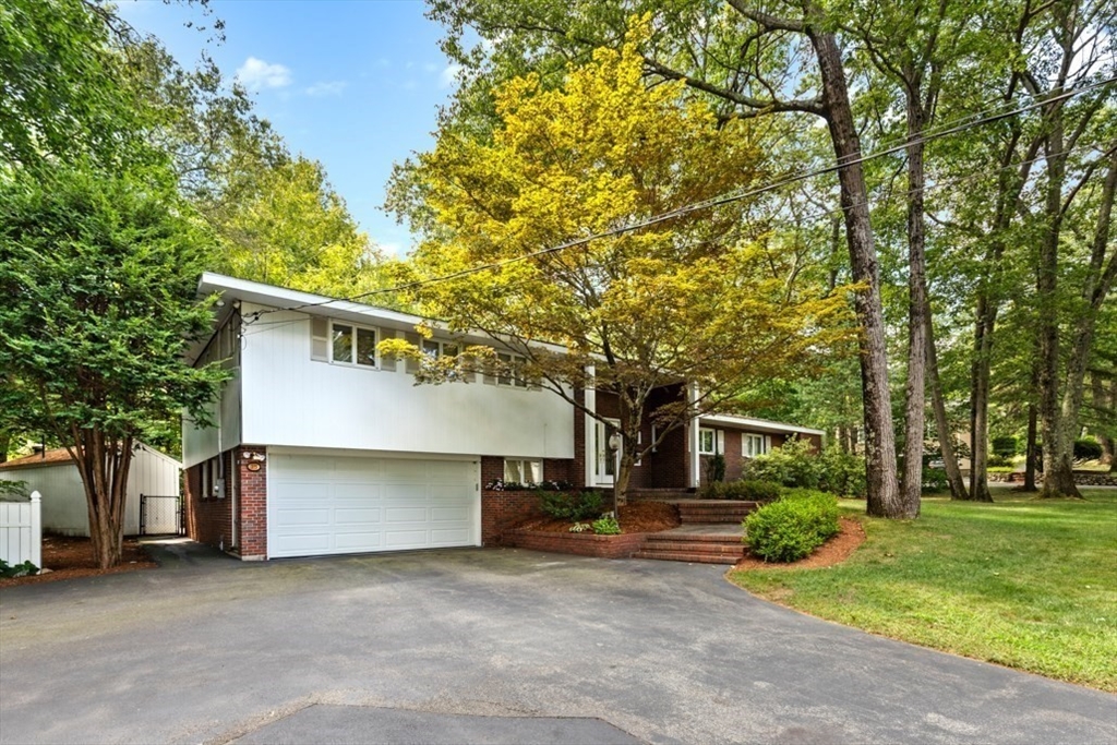 25 Chatham Way Lynnfield, MA 01940 - Photo 4 of 41