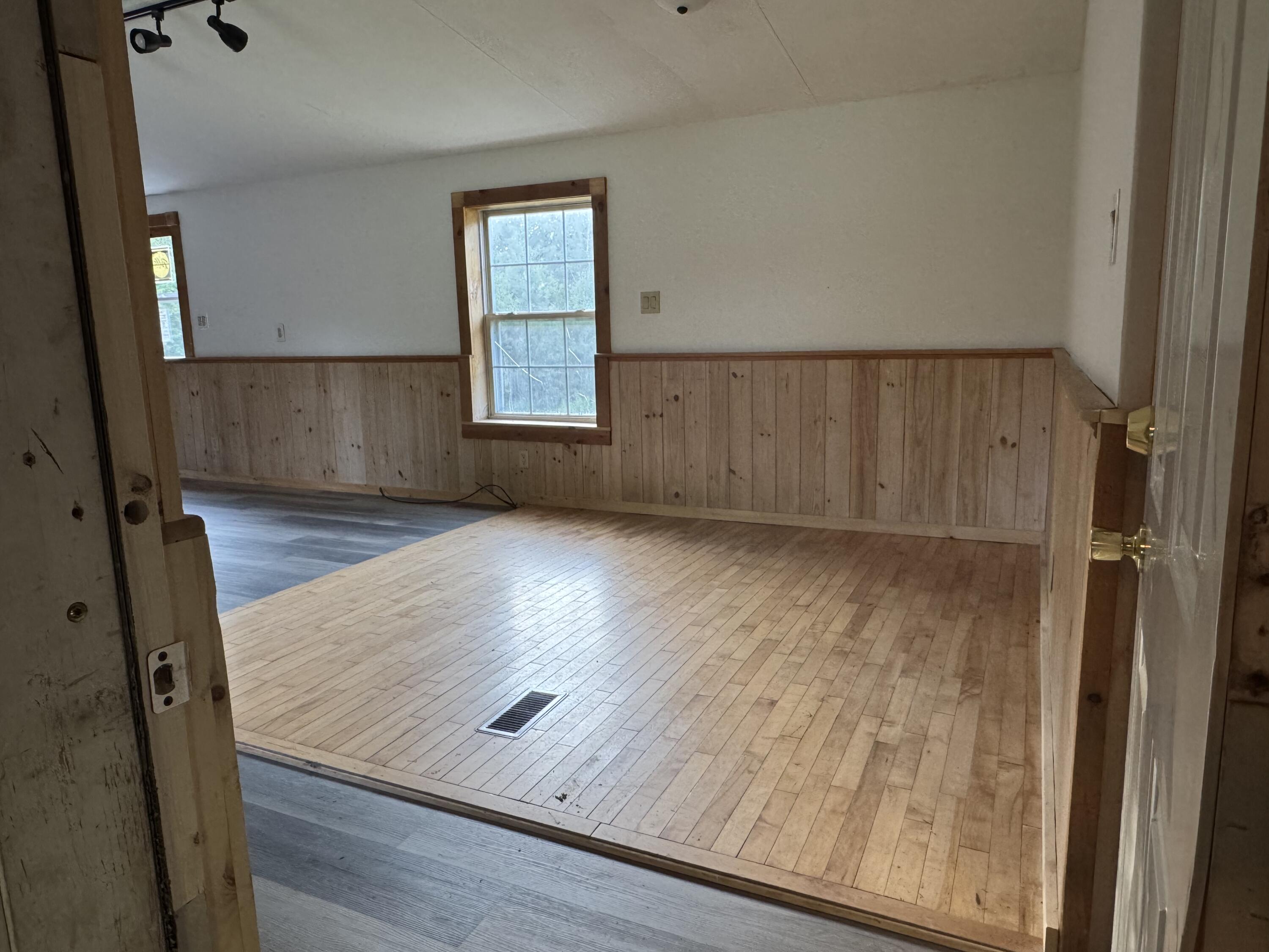 408 Sturtevant Hill Road Readfield, ME 04355 - Photo 3 of 23 Living Room