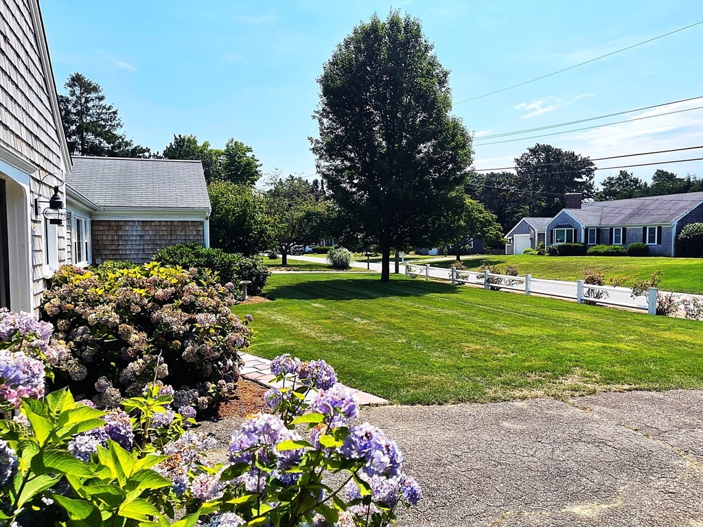 14 Captain Small Road Yarmouth, MA 02664 - Photo 4 of 25 Gallery Image 4