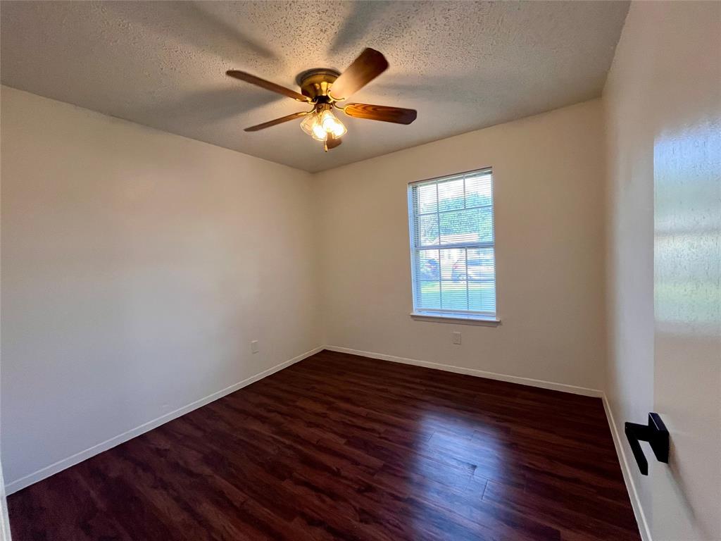 721 Lisa Lane Cedar Hill, TX 75104 - Photo 27 of 35