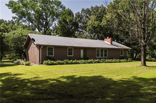 $250,000 | 2426 Cr 3500 N/a Independence Ks 67301 N/a, Independence, KS 67301
