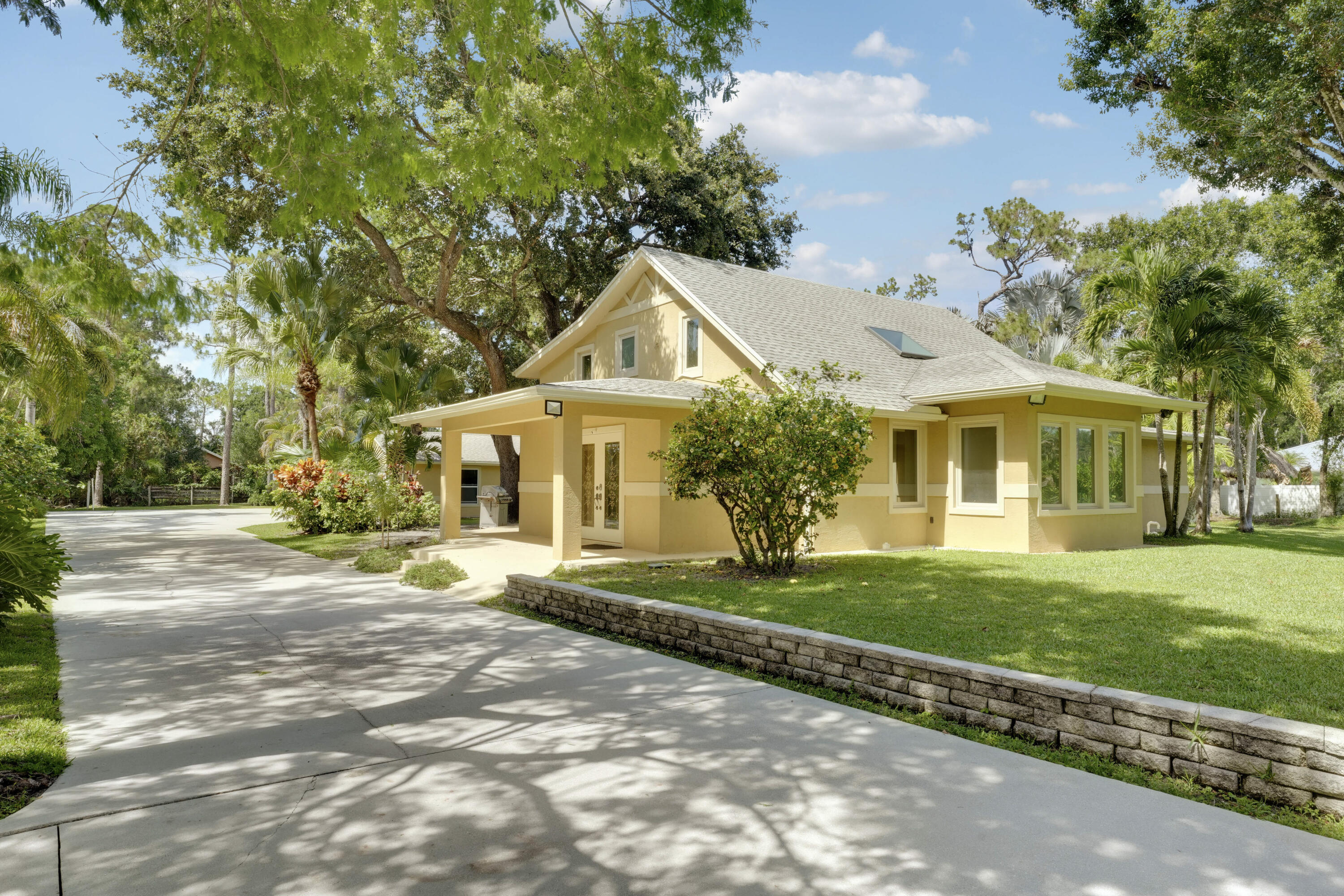 12263 Sandy Run Road Jupiter, FL 33478 - Photo 47 of 71 Driveway