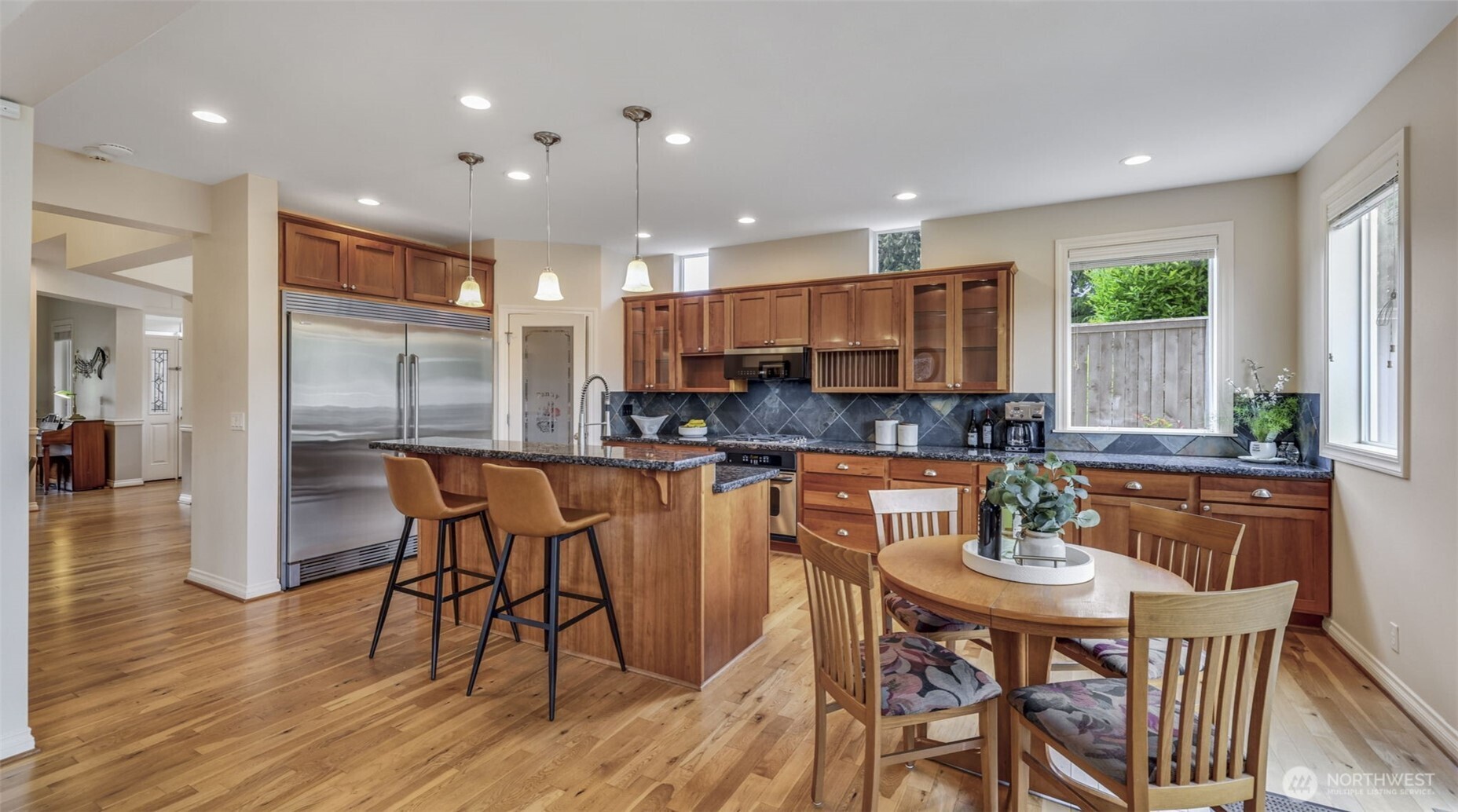 5322 Northeast 2nd Street Renton, WA 98059 - Photo 5 of 22