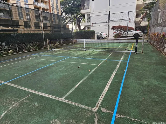 $475,000 | 1621 Dole Street, Unit 504, Honolulu, HI 96822