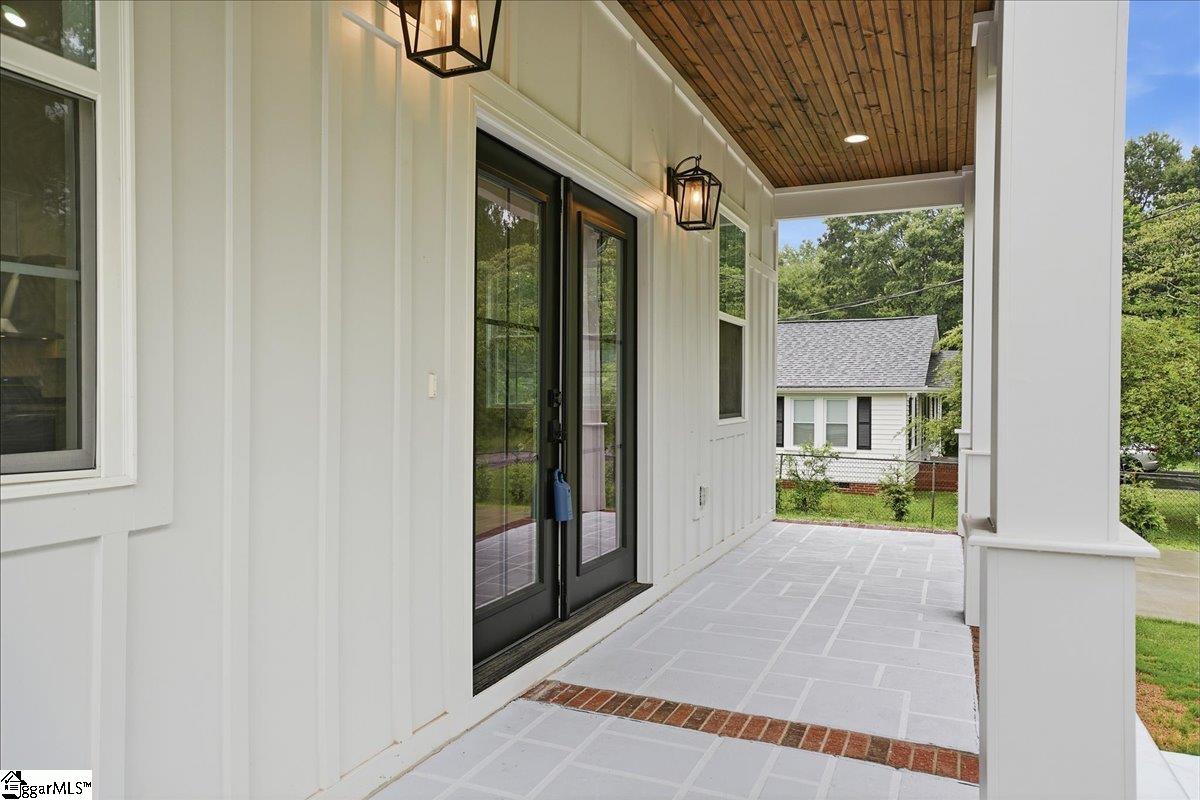 103 Perry Avenue Simpsonville, SC 29681 - Photo 5 of 32