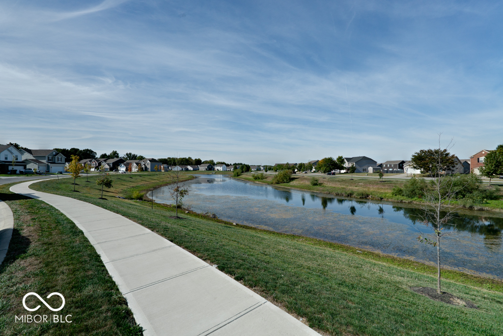 234 Winding Brk Way Pendleton, IN 46064 - Photo 3 of 54