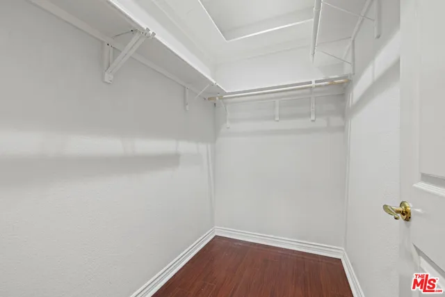 $629,000 | 5420 Sylmar Avenue, Unit 117, Sherman Oaks, CA 91401