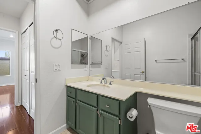 $629,000 | 5420 Sylmar Avenue, Unit 117, Sherman Oaks, CA 91401