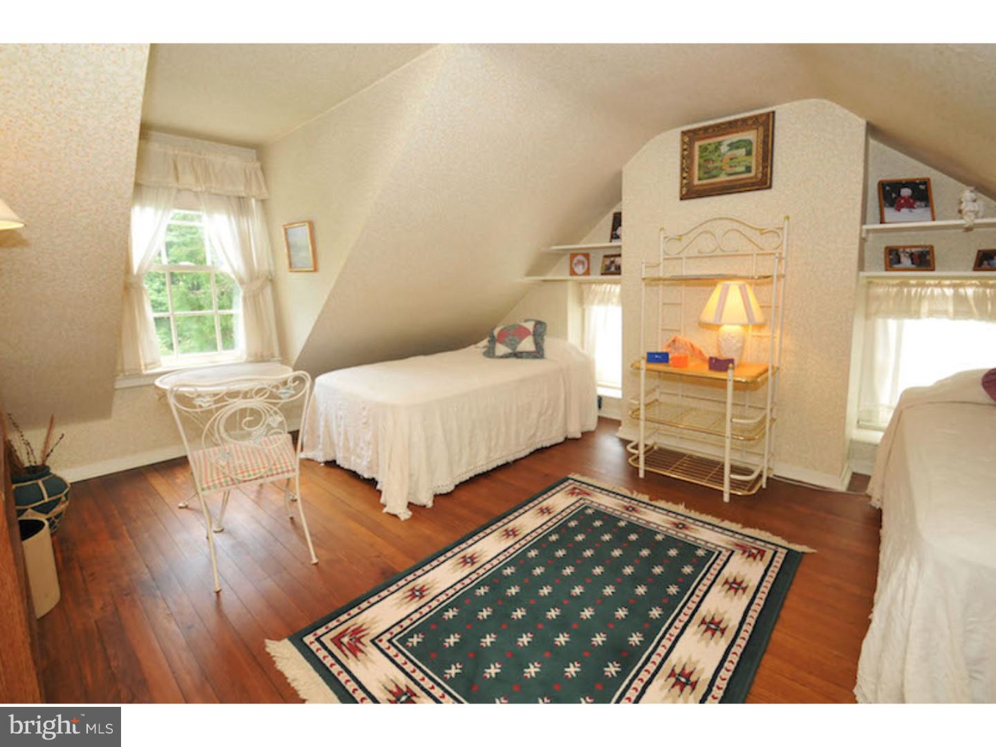2318 Terwood Road Huntingdon Valley, PA 19006 - Photo 15 of 25 Bedroom 3