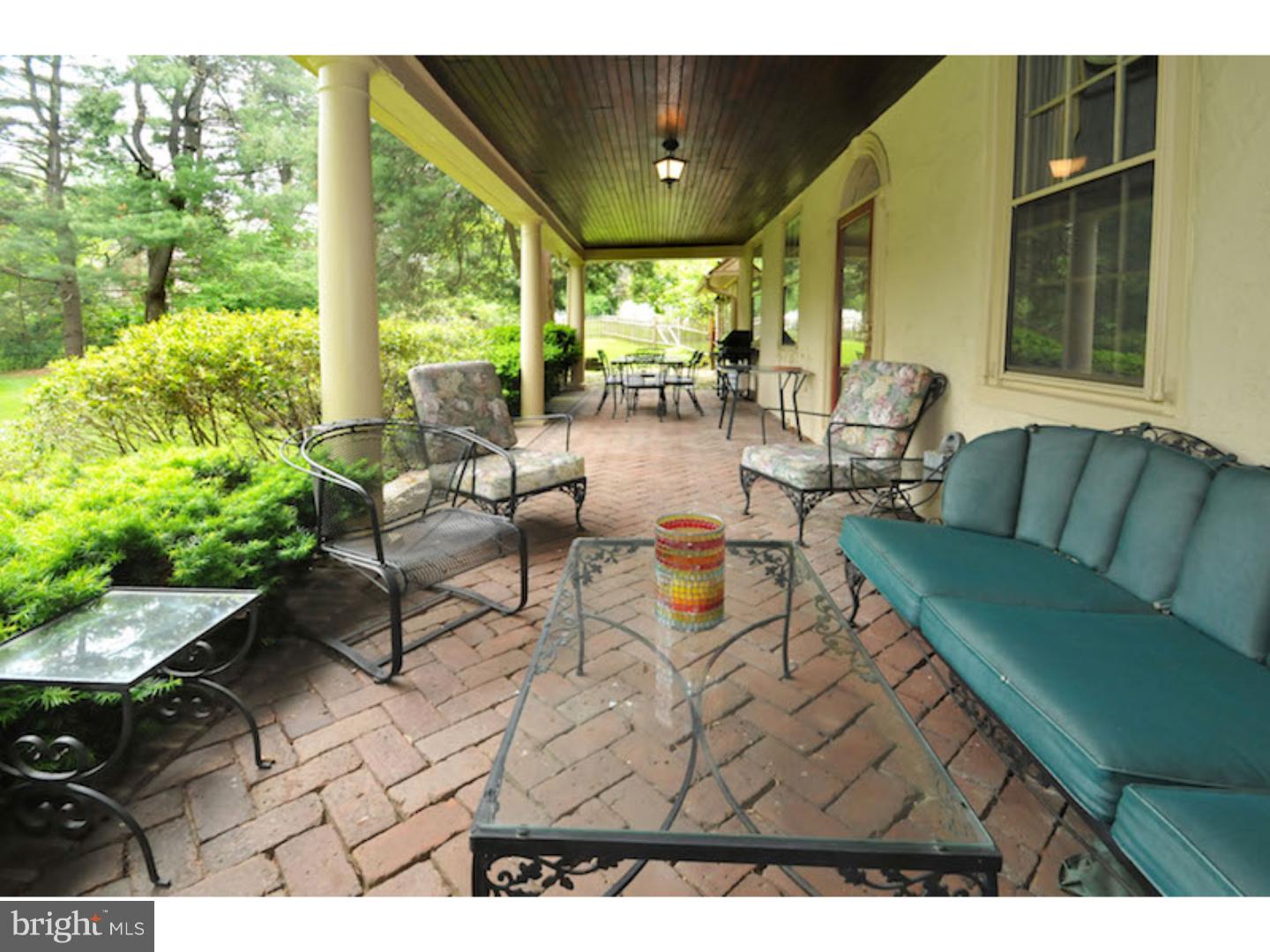 2318 Terwood Road Huntingdon Valley, PA 19006 - Photo 17 of 25 Porch