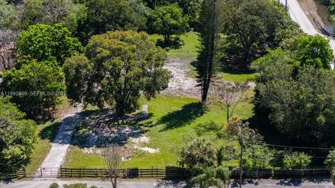 $1,500,000 | 2750 Southwest 154th Avenue, Davie, FL 33331