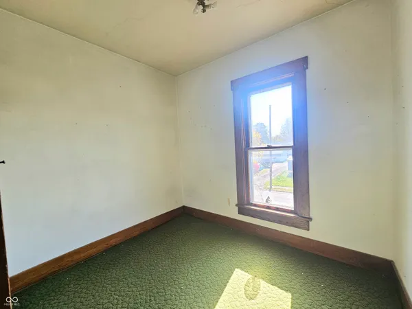 $75,049 | 234 East Commerce Street, Dunkirk, IN 47336