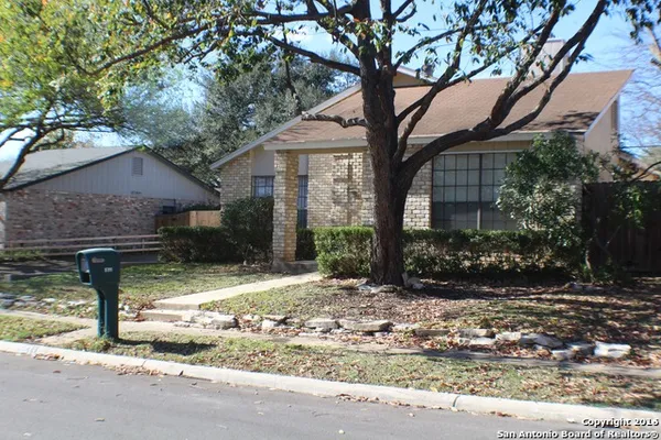 $1,195 | 5711 Larkdale Drive, San Antonio, TX 78233