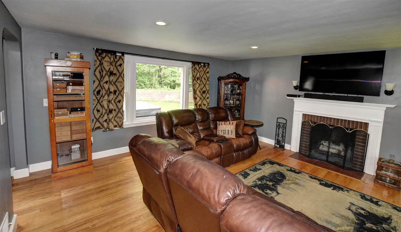 217 Chandler Road Hartford, VT 05001 - Photo 11 of 26 Gallery Image 11