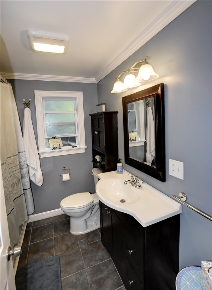 217 Chandler Road Hartford, VT 05001 - Photo 21 of 26 Gallery Image 21