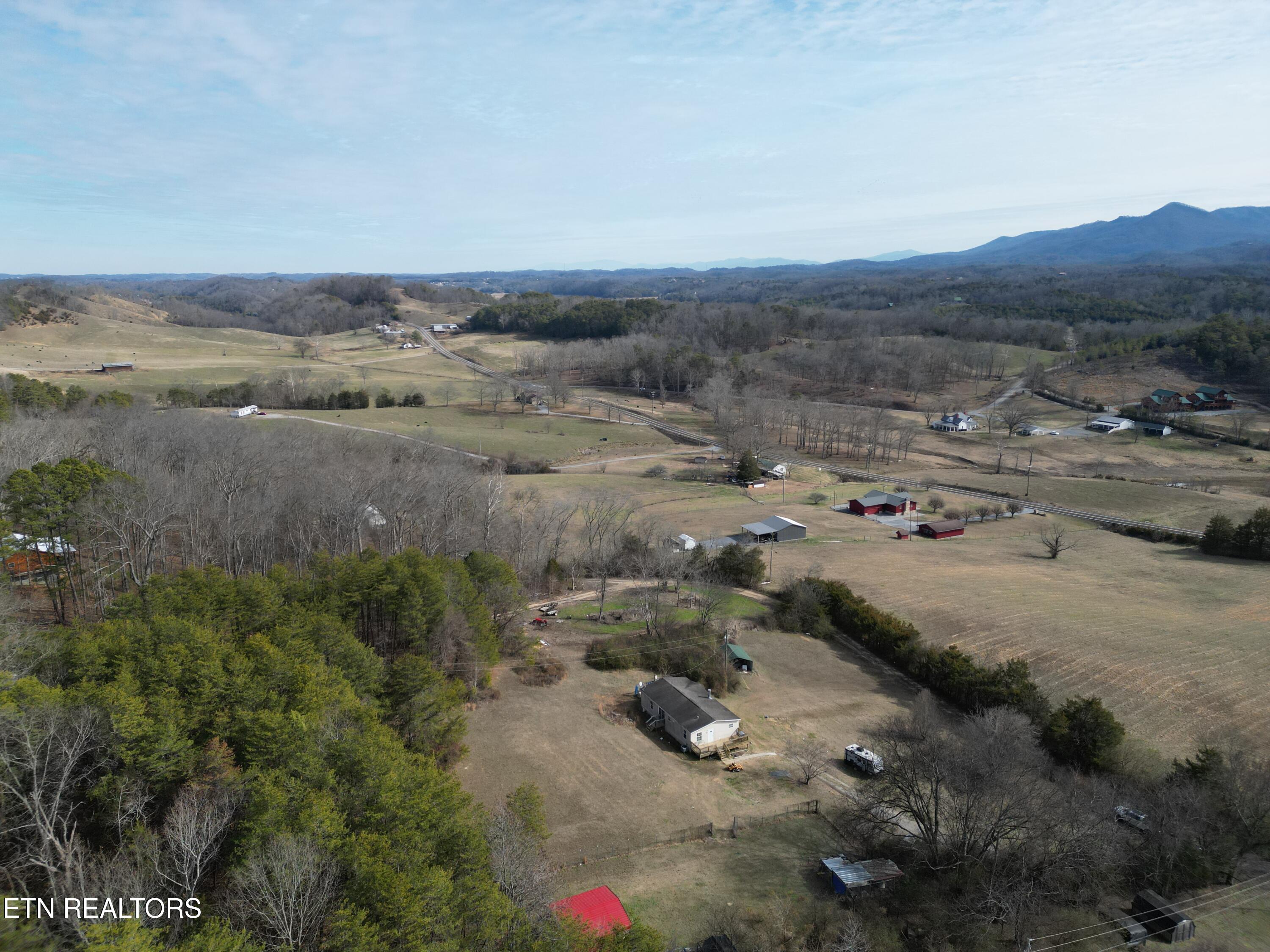 320 Hance Way Dandridge, TN 37725 - Photo 22 of 51 DJI_0030