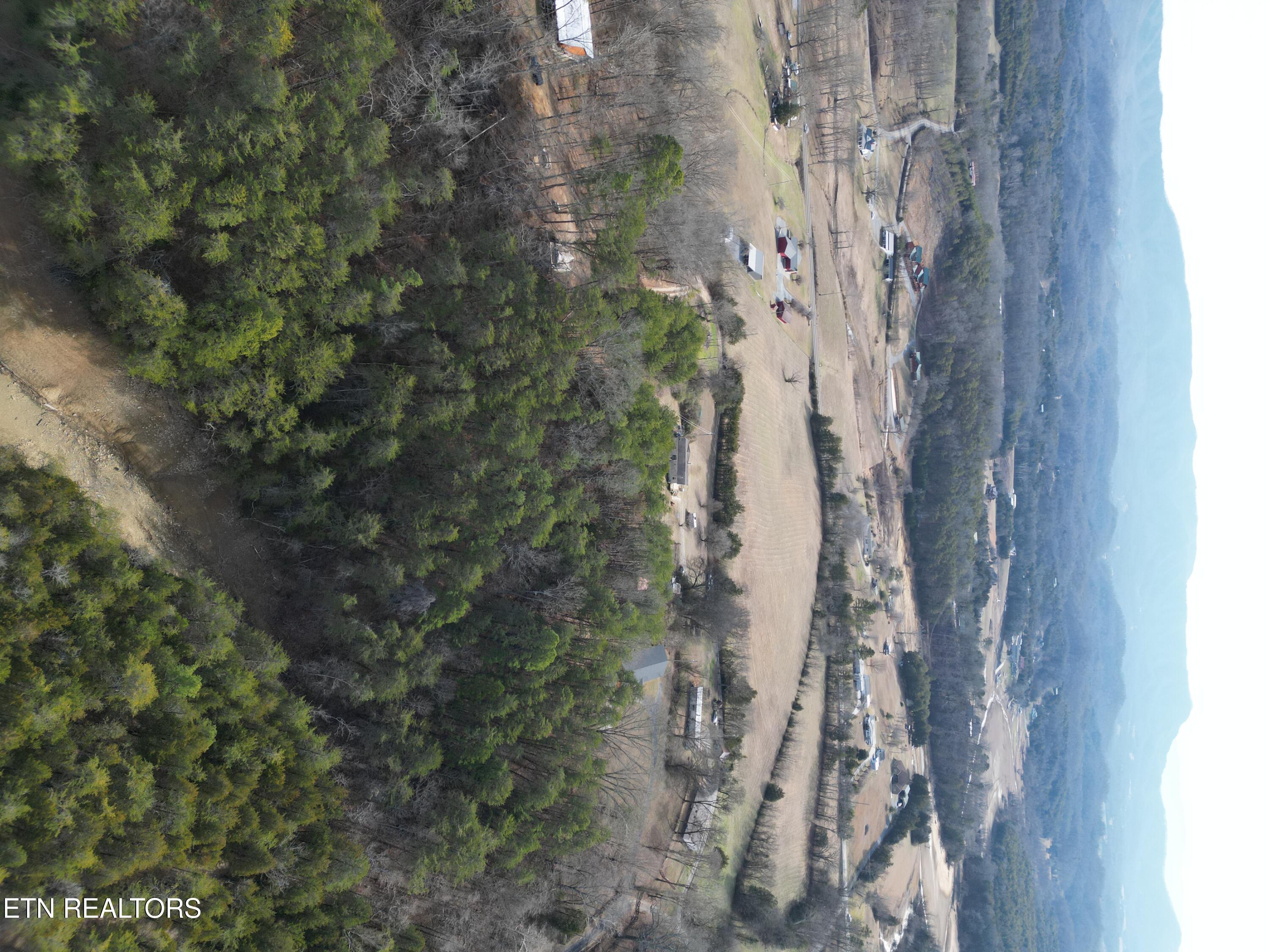 320 Hance Way Dandridge, TN 37725 - Photo 31 of 51 DJI_0041