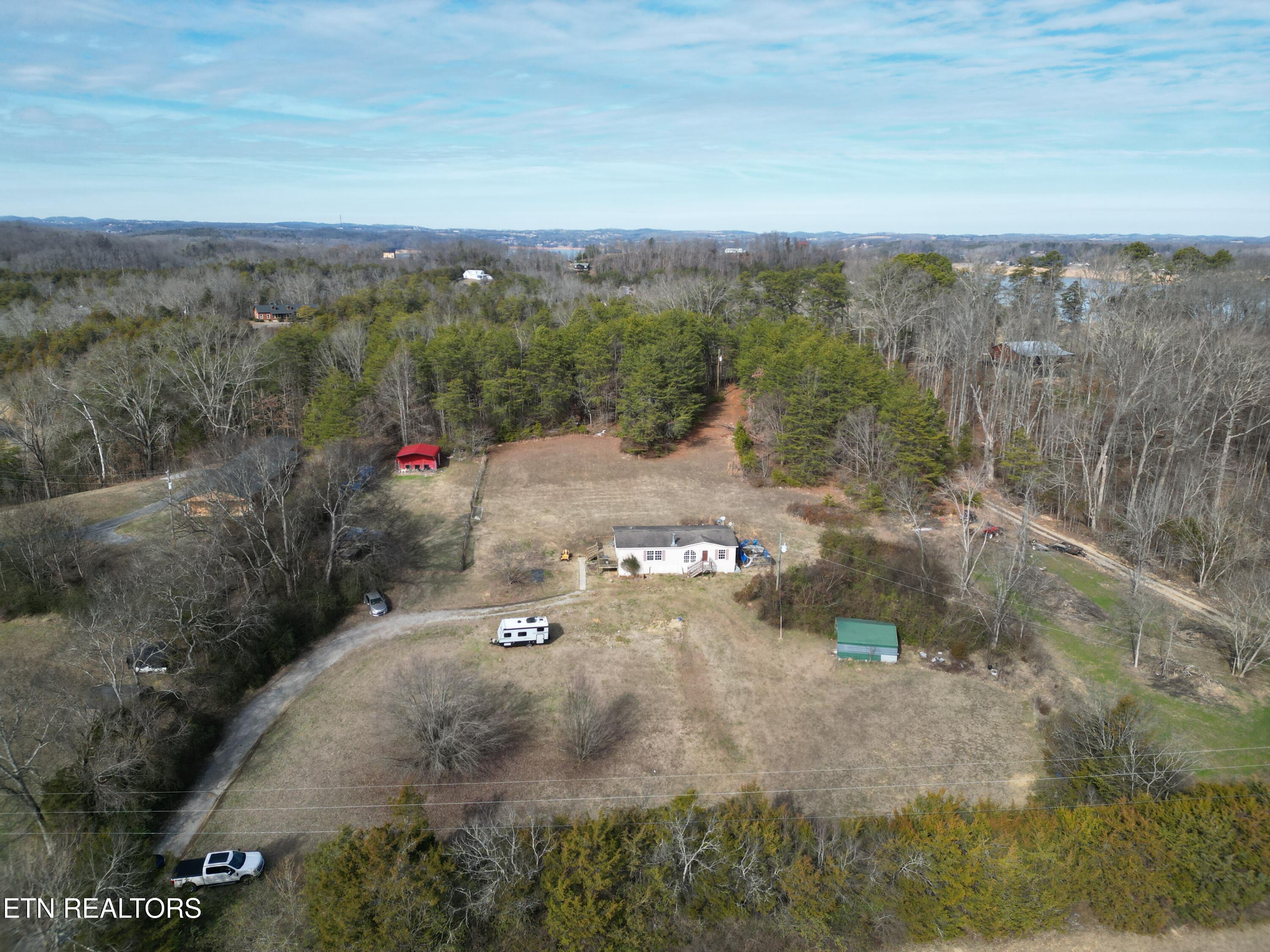 320 Hance Way Dandridge, TN 37725 - Photo 6 of 51 DJI_0055
