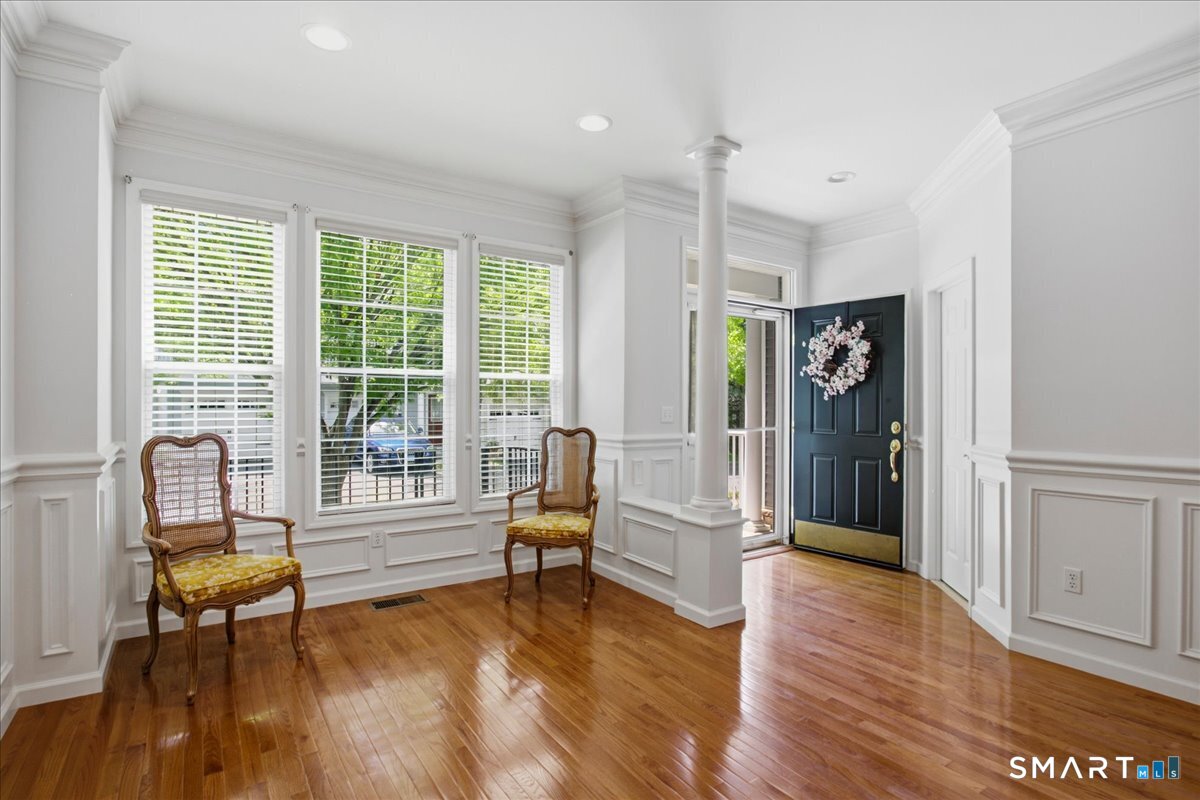 11 Mercy Street, Unit 11 Danbury, CT 06810 - Photo 3 of 30