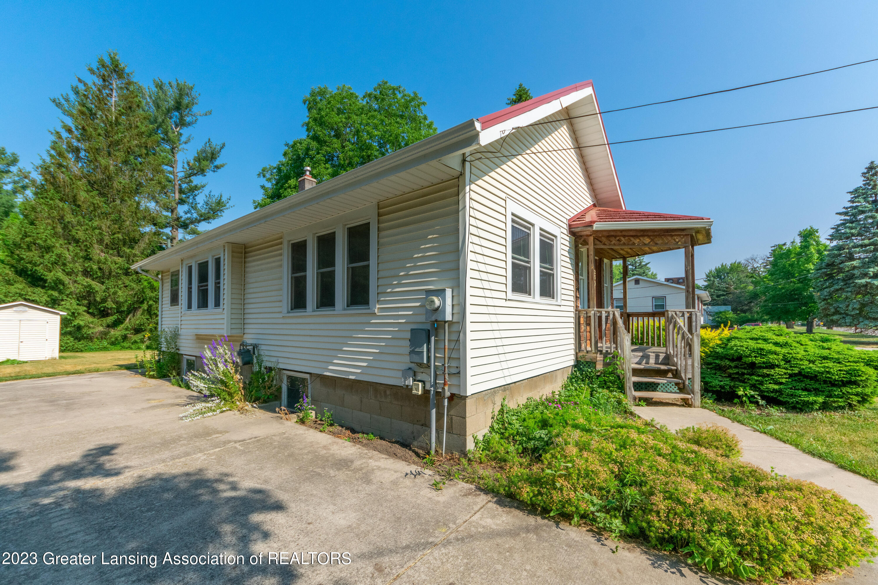 239 Renker Road Lansing, MI 48917 - Photo 30 of 41 Renker-29